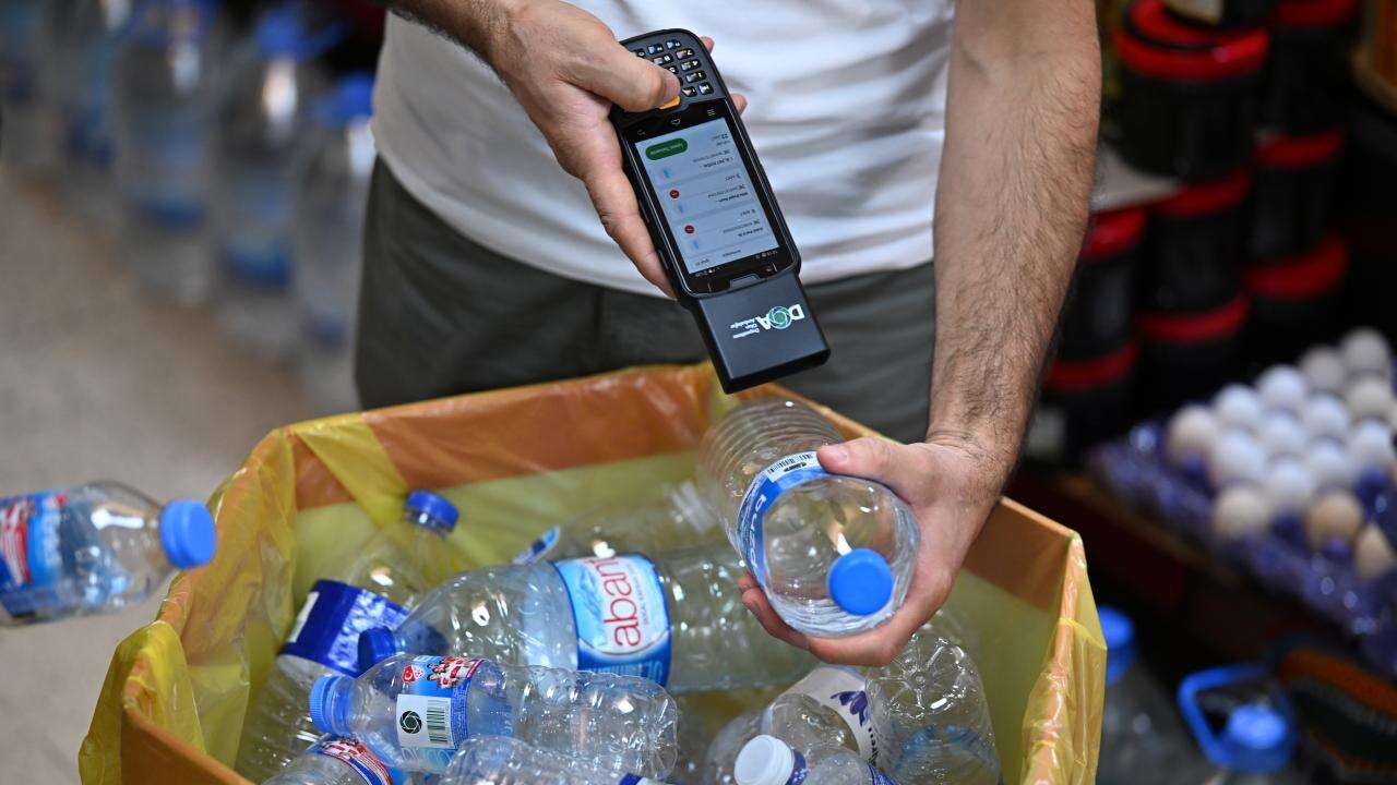 Mahalle esnafı Mobil DOA cihazıyla ambalaj iadesi toplamaya başladı