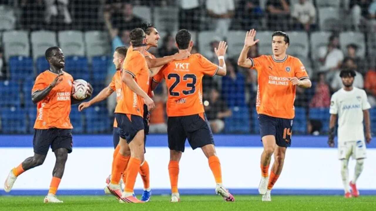 İstanbul Başakşehir, UEFA Konferans Ligi'nde tur peşinde
