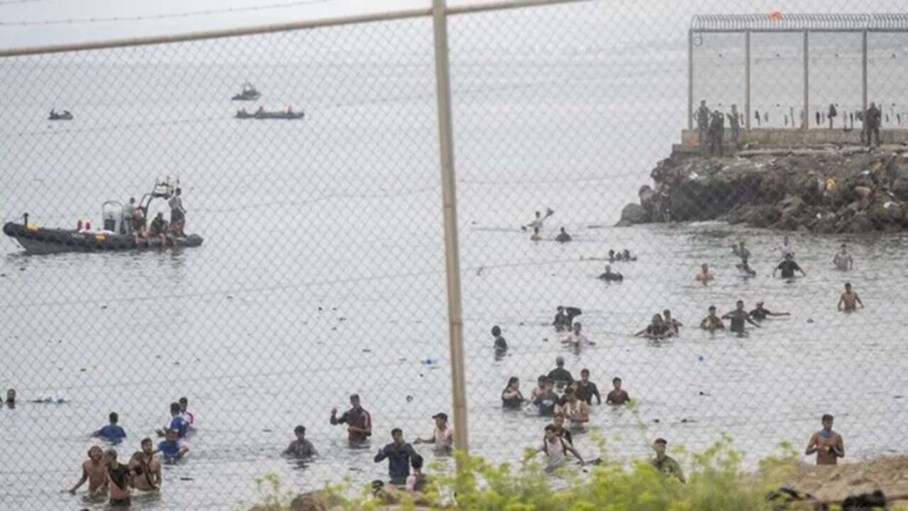Fas'tan İspanya'ya geçmeye çalışırken hayatını kaybeden düzensiz göçmenlerin sayısı arttı