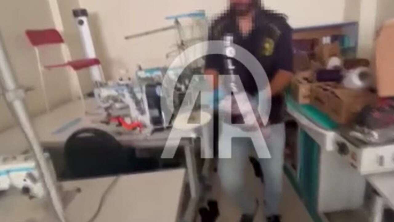 İSTANBUL - Bağcılar'da düzenlenen uyuşturucu operasyonunda 4 şüpheli yakalandı