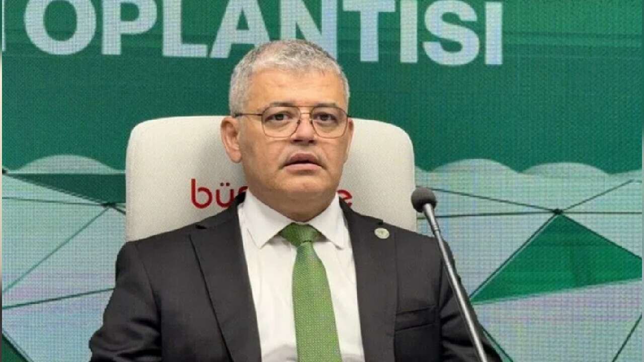 Konyaspor Kulübü Başkanı Atiker: Konyaspor'umuzu hep birlikte daha ileriye taşıyacağımıza yürekten inanıyorum