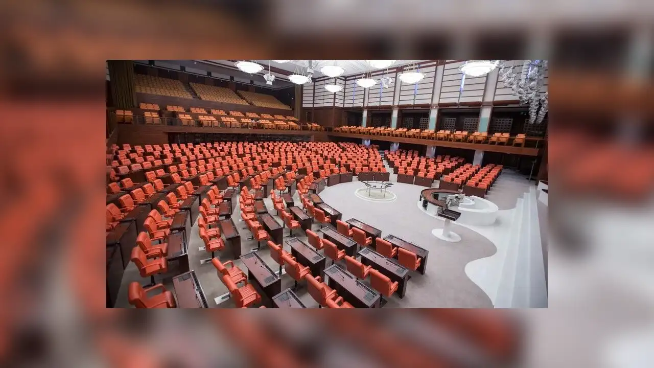 TBMM'de Sandalye Dağılımı değişti!