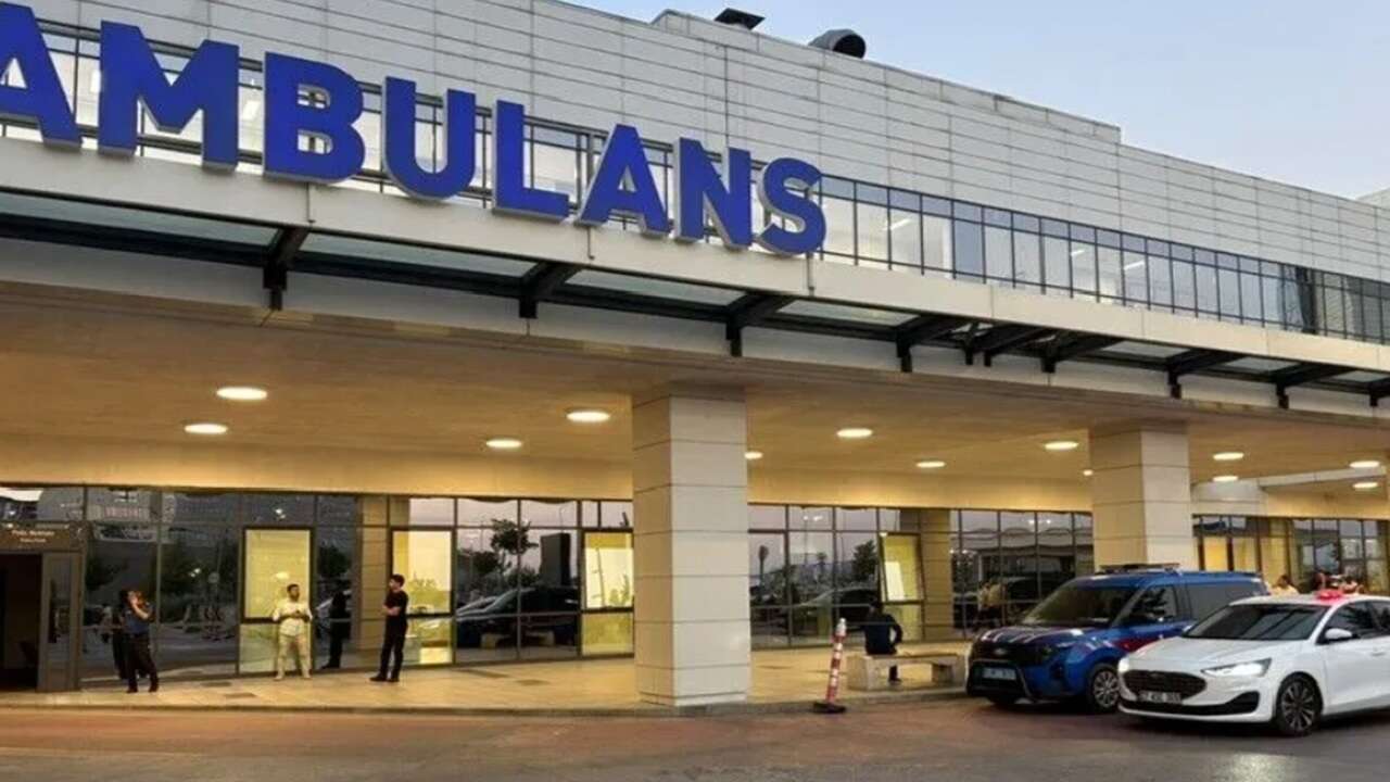Yeni Parti Gaziantep Milletvekili Melih Meriç bıçaklı saldırıda yaralandı