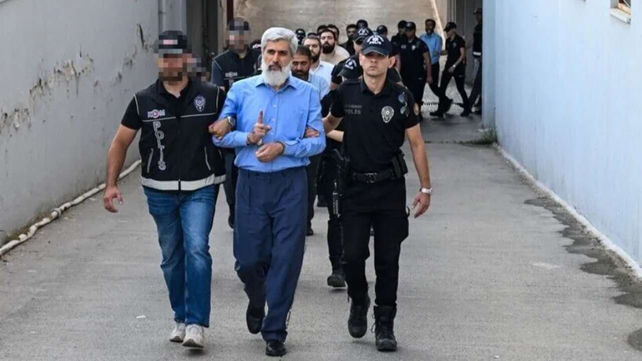 "Kuytulcular" yapılanmasına yönelik operasyonda yakalanan 56 zanlı adliyede