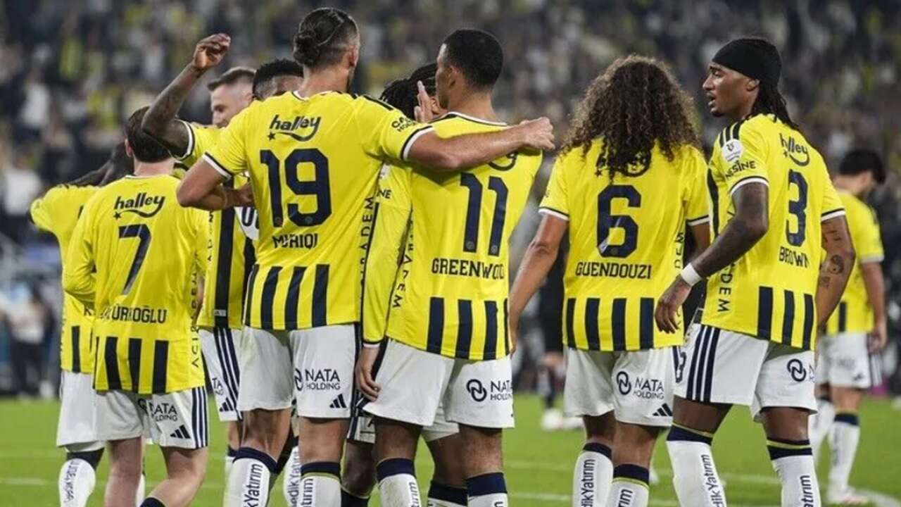 Fenerbahçe, Konyaspor'u farklı geçti!