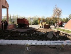 Erzincan'da Okulların Bahçeleri Düzenleniyor