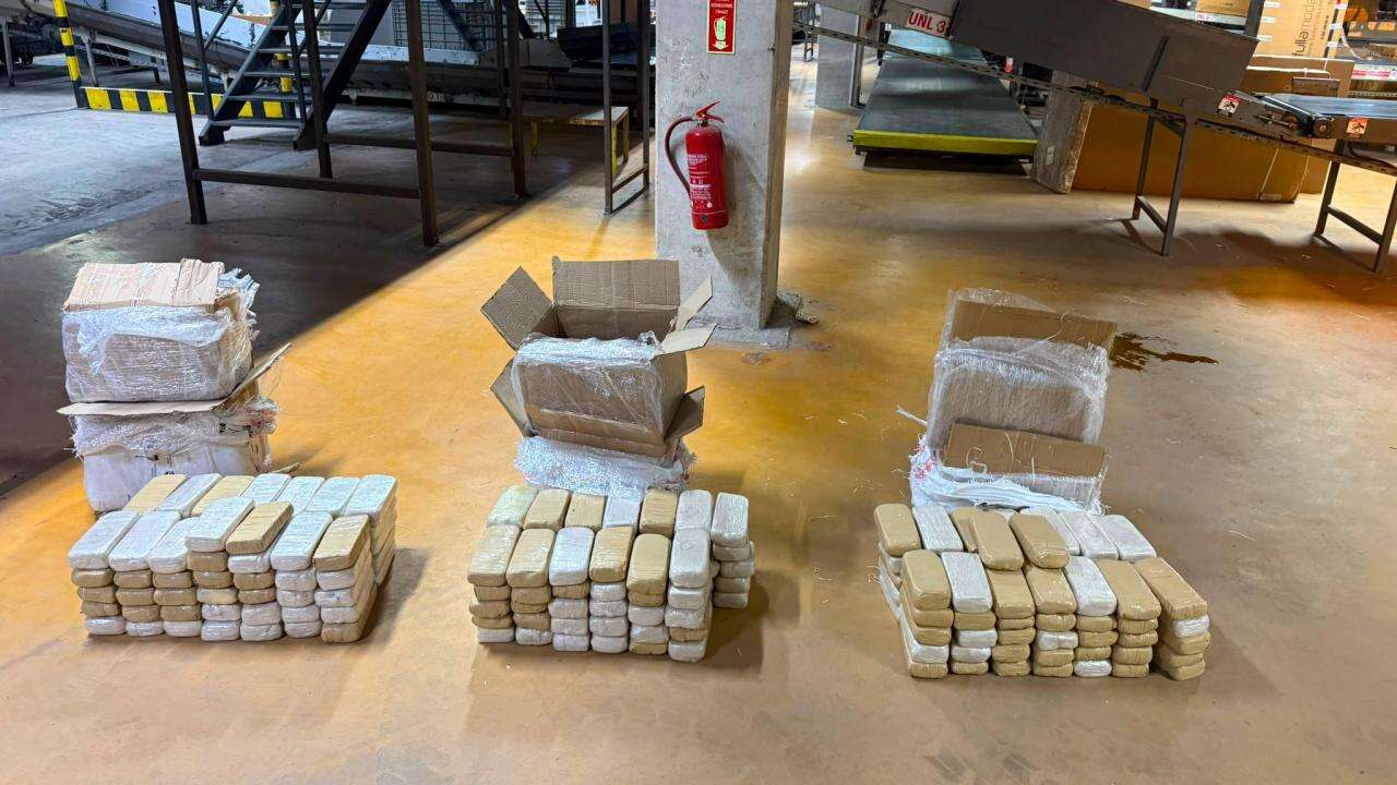 Ankara'da kargo paketlerinde 109 Kilo Uyuşturucu ele geçirildi!