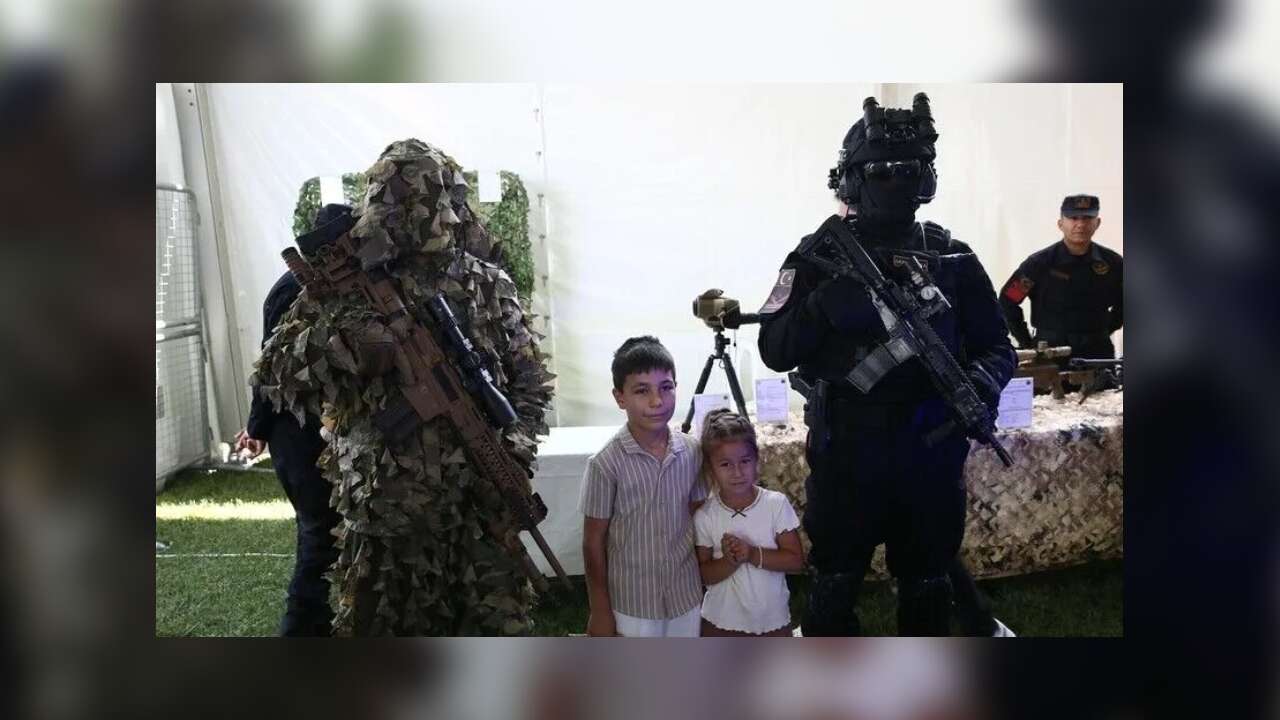 JÖAK'ın yerli ve milli silahları Malazgirt Zaferi etkinliklerinde sergilendi
