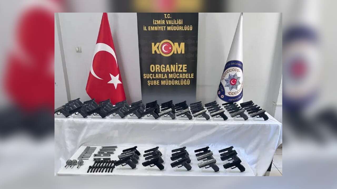 İzmir ve Manisa'da silah kaçakçılığı operasyonu: 13 Gözaltı