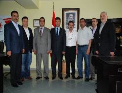 İzmir Manifatura Ve Tuhafiyeciler Odası, Ak Parti İl Başkanı Kabak'ı Ziyaret Etti