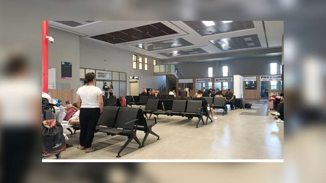 Mersin-Girne arasında denizden yolcu taşımacılığı yapılan seferler iptal edildi