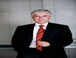 Halkbank, 72. Yaşını Altın Hediyeli 'halk Günü Kredisi'yle Kutluyor