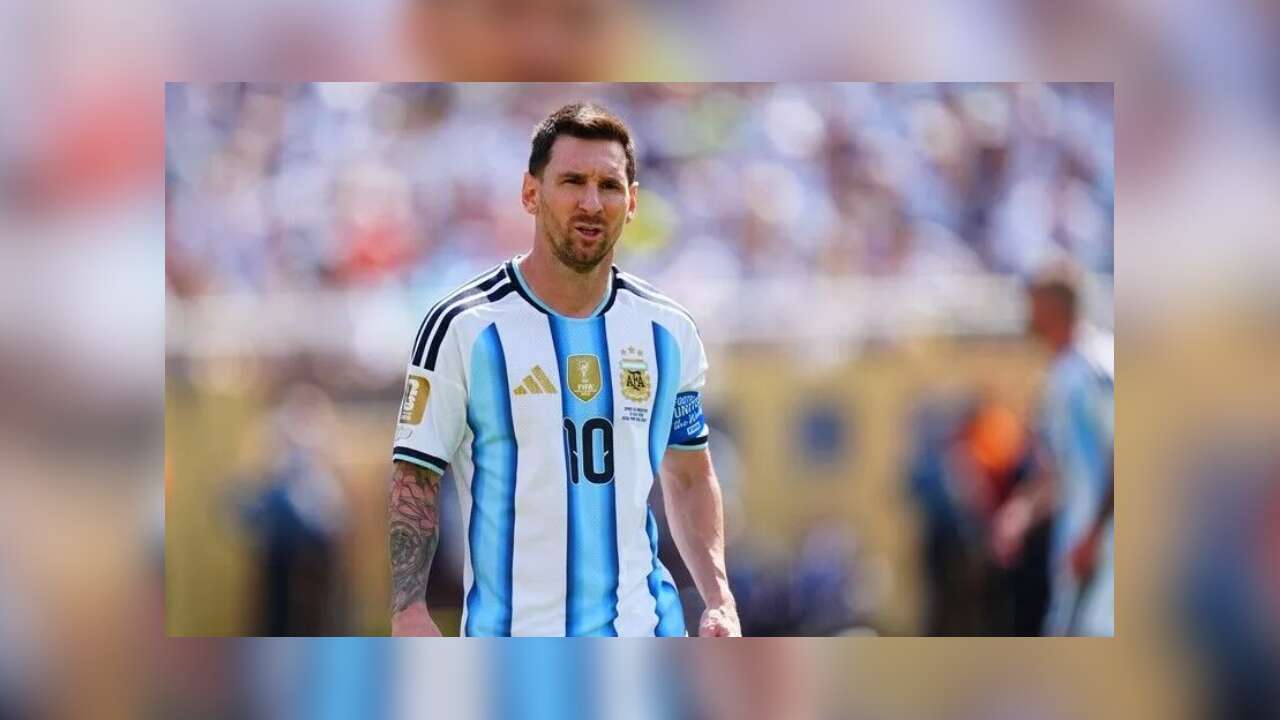 MESSİ, ARJANTİN MİLLİ TAKIMINA VEDA ETTİ