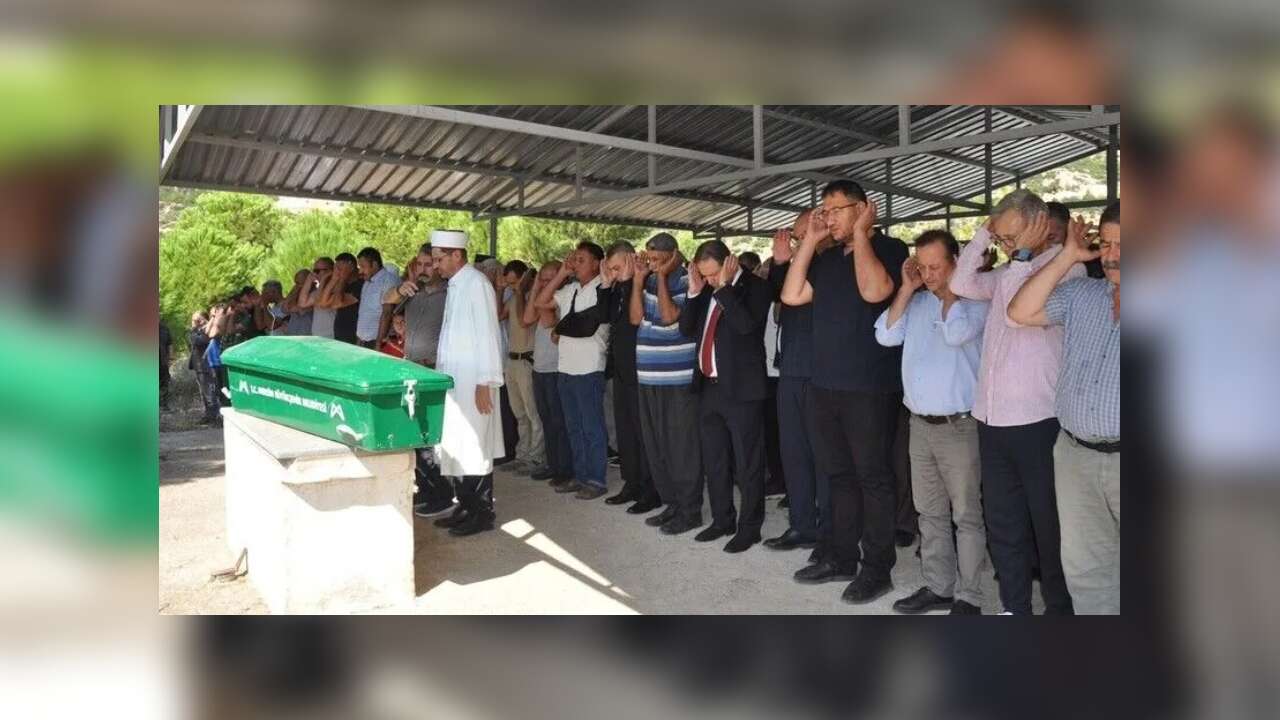 KKTC'deki gemi kazasında hayatını kaybedenler son yolculuklarına uğurlanıyor