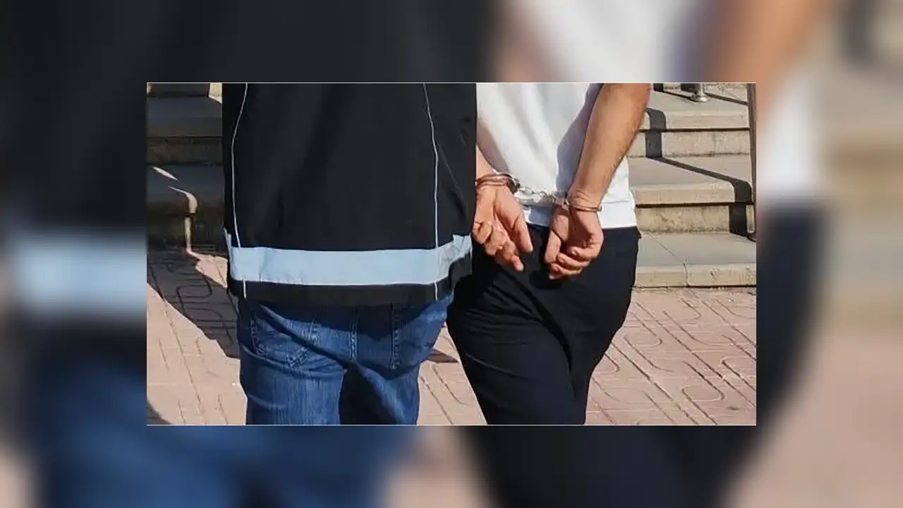 FETÖ'nün suikast timinde yer alan Karatepe'ye maddi destek sağlayan 10 şüpheli yakalandı