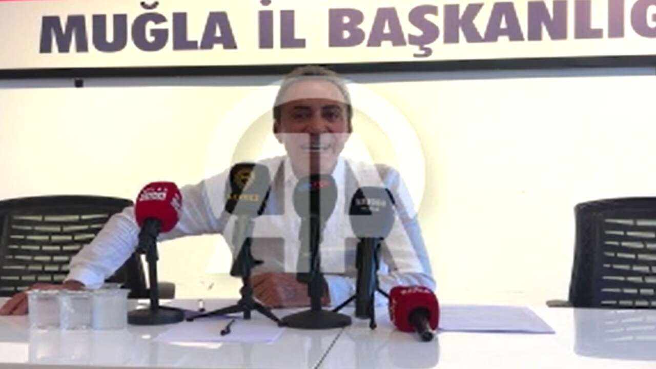 Berhan Şimşek, CHP Genel Başkan Yardımcılığından ve MYK üyeliğinden istifa etti