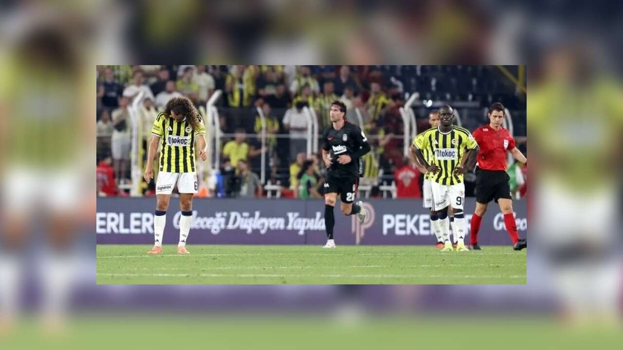 Süper Lig'de sezonun ilk derbisi Beşiktaş'ın Fenerbahçe'ye 2-1 üstünlüğü ile sona erdi
