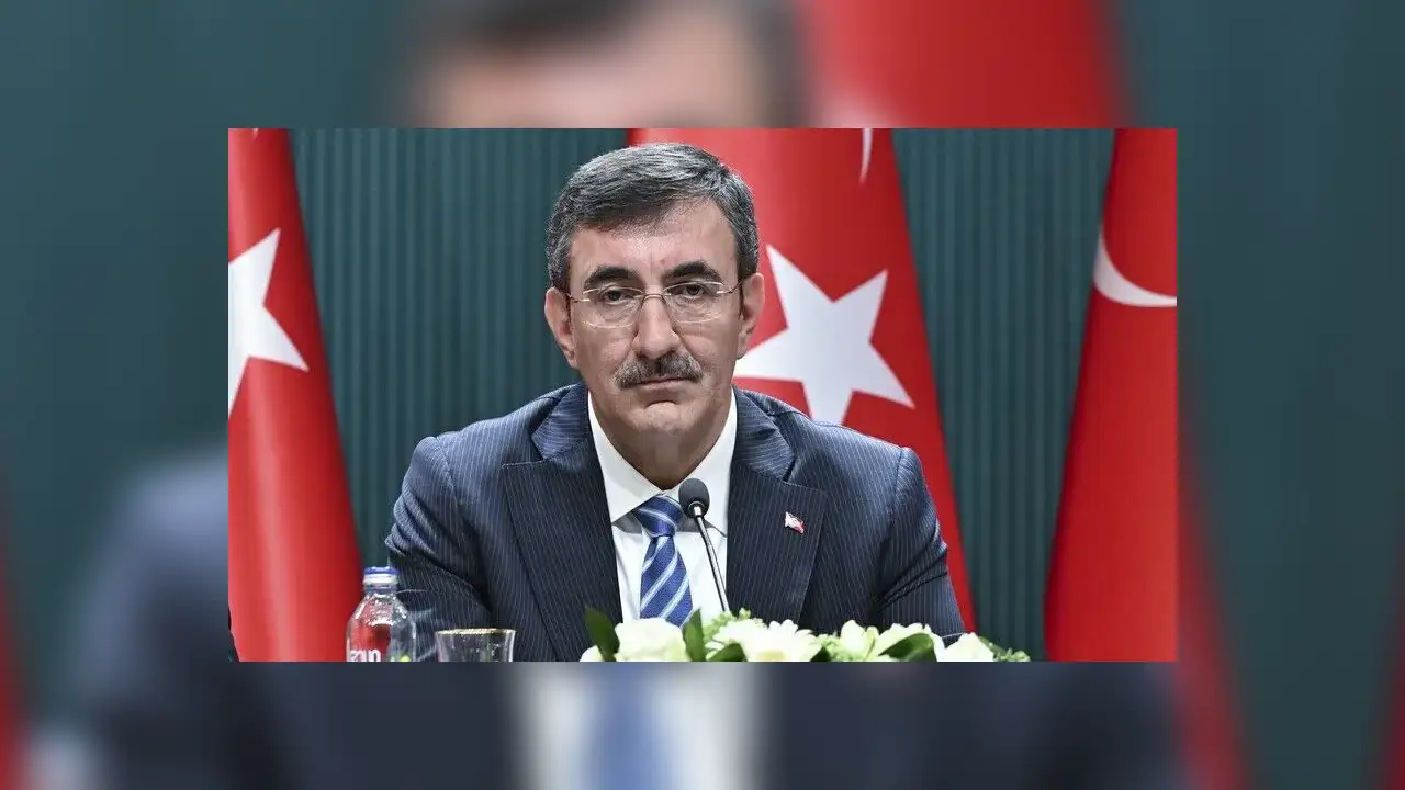 Cumhurbaşkanı Yardımcısı Yılmaz: Enflasyon oranının yıl sonunda yüzde 28,4 olmasını bekliyoruz