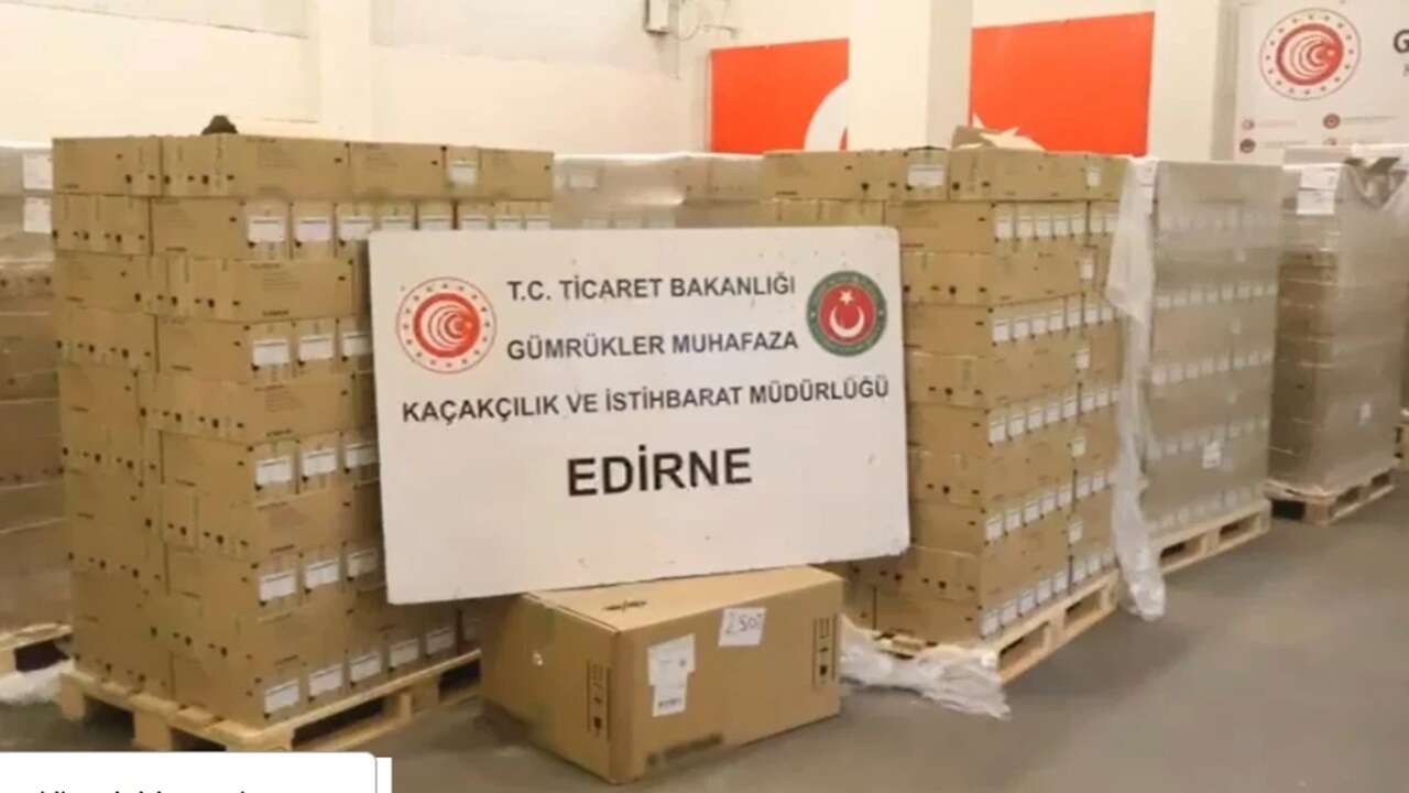 Kapıkule Gümrük Kapısı'nda 79 bin adet kaçak ürün ele geçirildi!