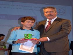İzmir'in Altın Çocukları Ödüllendirildi!