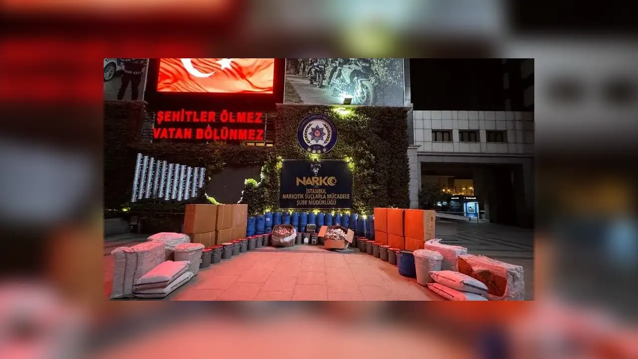 İstanbul'da 3,5 Milyon Uyuşturucu Hap üretecek ham madde ele geçirildi!