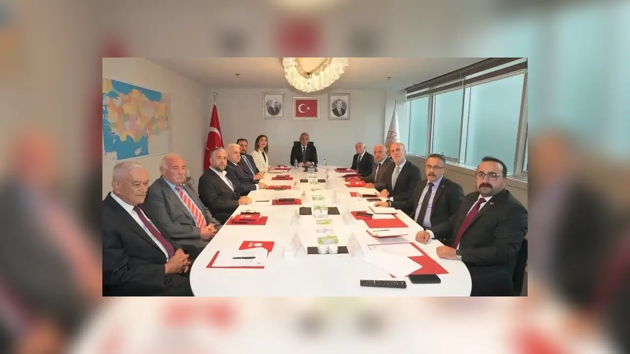 Bakan Ersoy başkanlığında Alevi-Bektaşi Danışma Kurulu'nun ilk toplantısı gerçekleştirildi