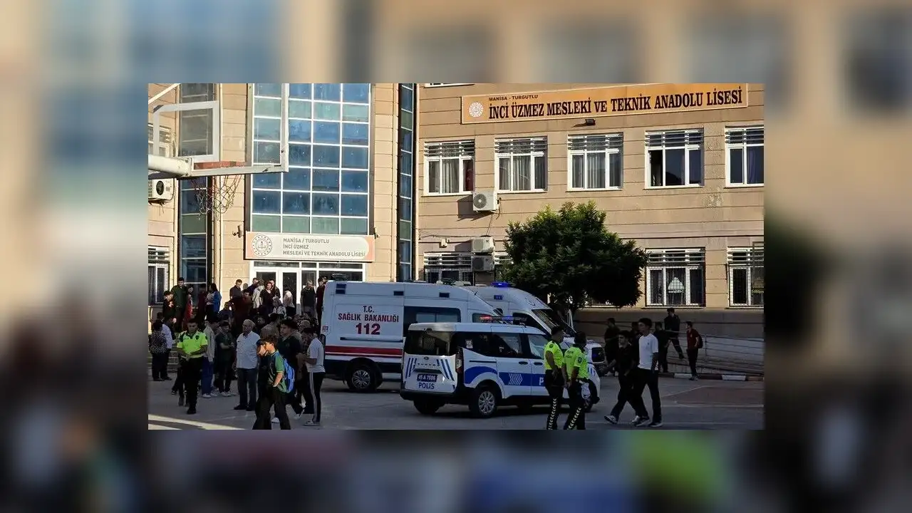 Manisa'da okul yakınında silahla ateş açılması ihbarına ekipler sevk edildi