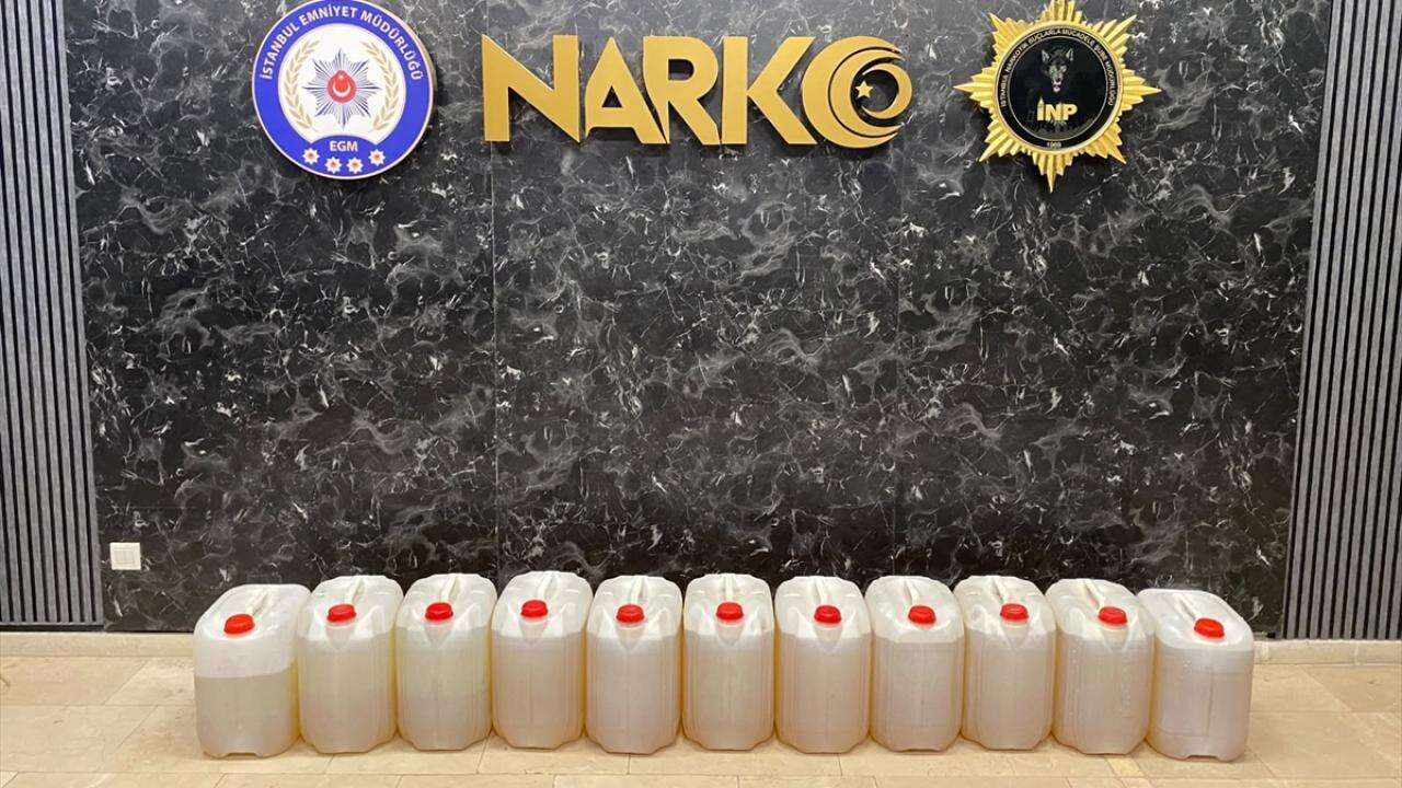 İstanbul’da TIR’ın yakıt tankında 224 kilo sıvı metamfetamin ele geçirildi