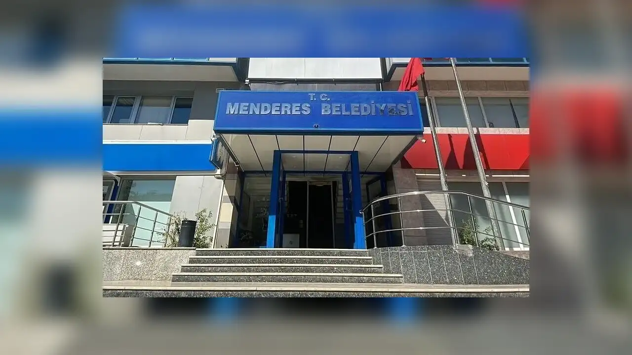 Menderes Belediyesi'ne yönelik rüşvet operasyonunda 9 şüpheli gözaltına alındı