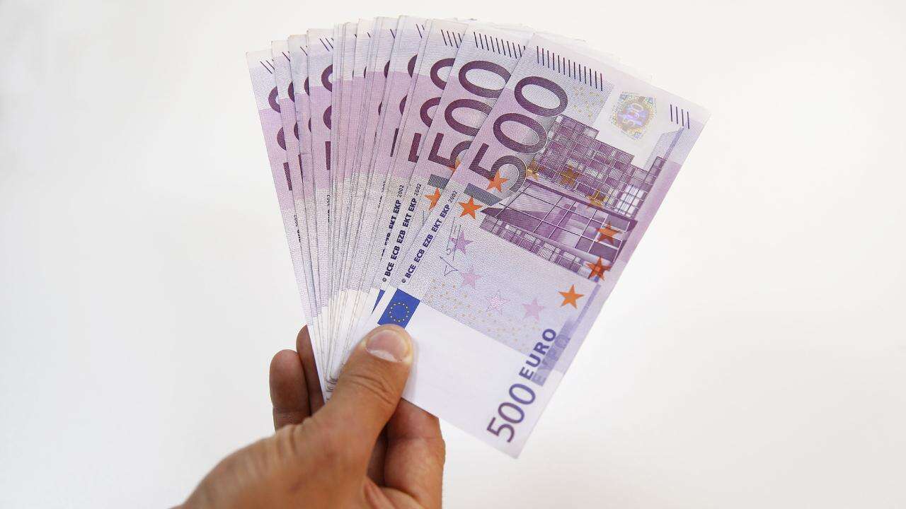 ECB: Yeni avro banknotları 2030'da tedavüle girecek