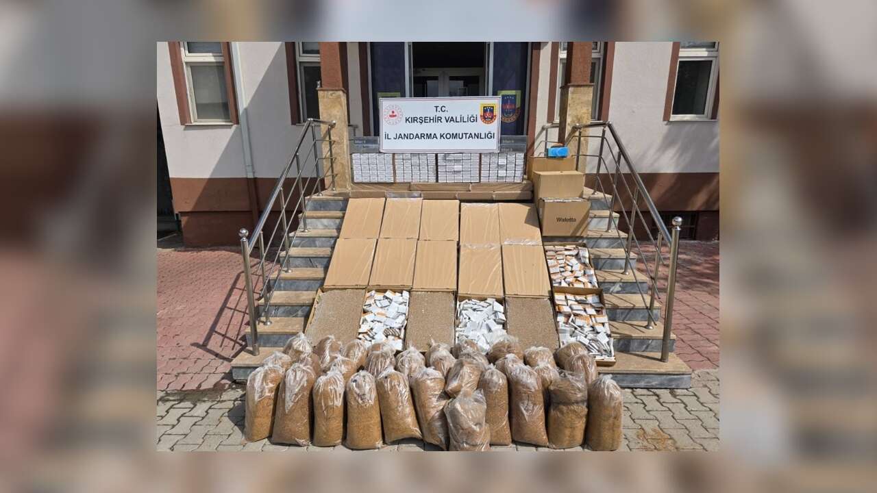 Kırşehir'de "KAÇAK SİGARA" Operasyonu