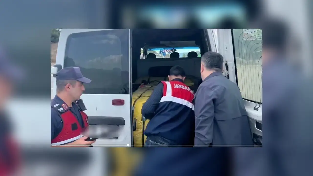Yurt genelindeki denetimlerde 230 düzensiz göçmen yakalandı