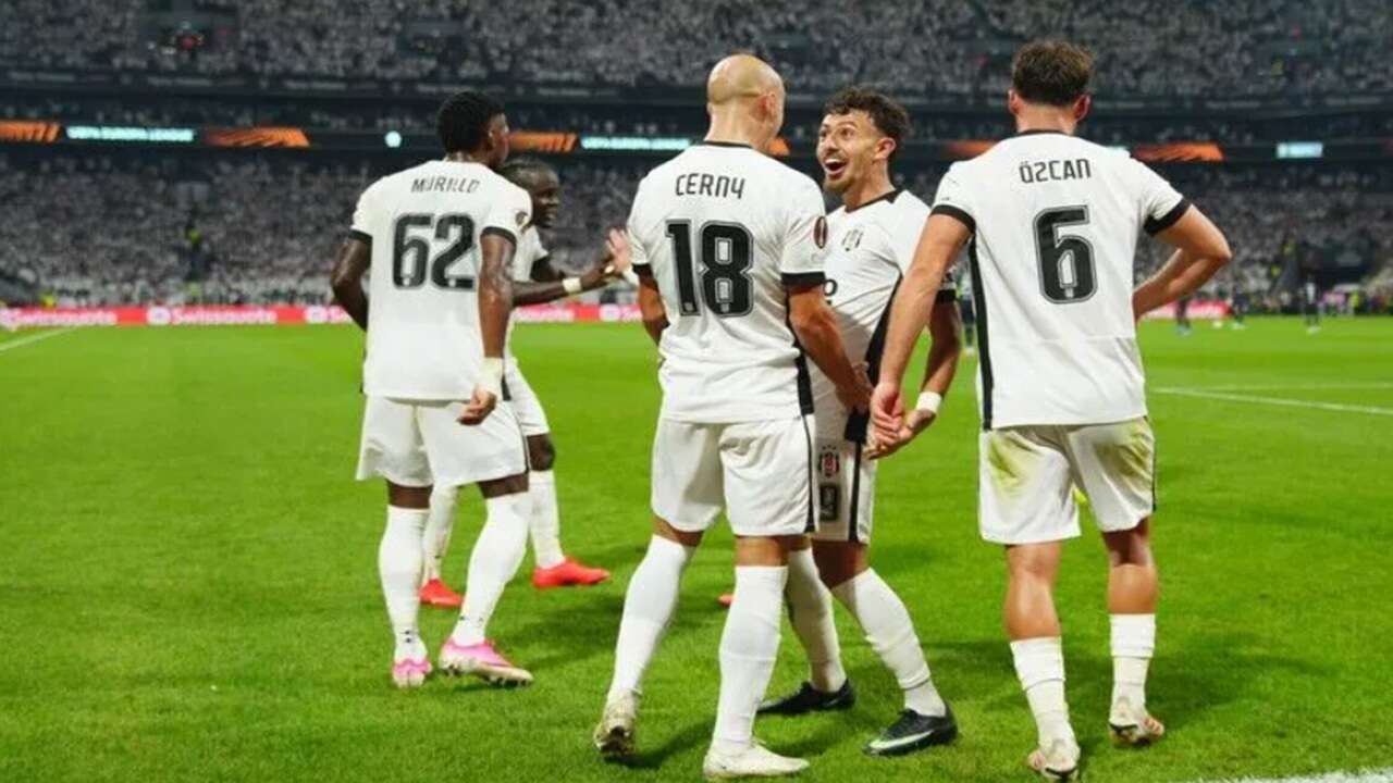 Beşiktaş'ı milli maç arasının ardından zorlu bir maraton bekliyor