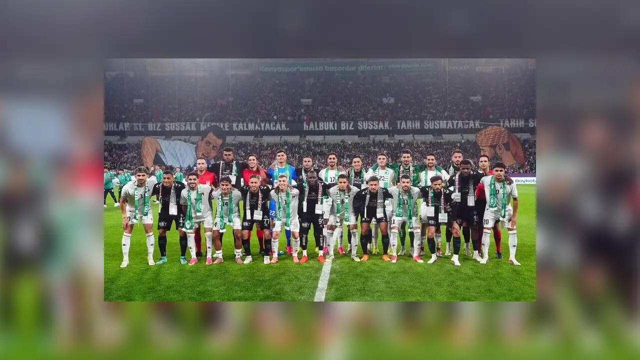 Filistin Milli Takımı-Konyaspor dostluk maçında Filistin'e destek mesajı