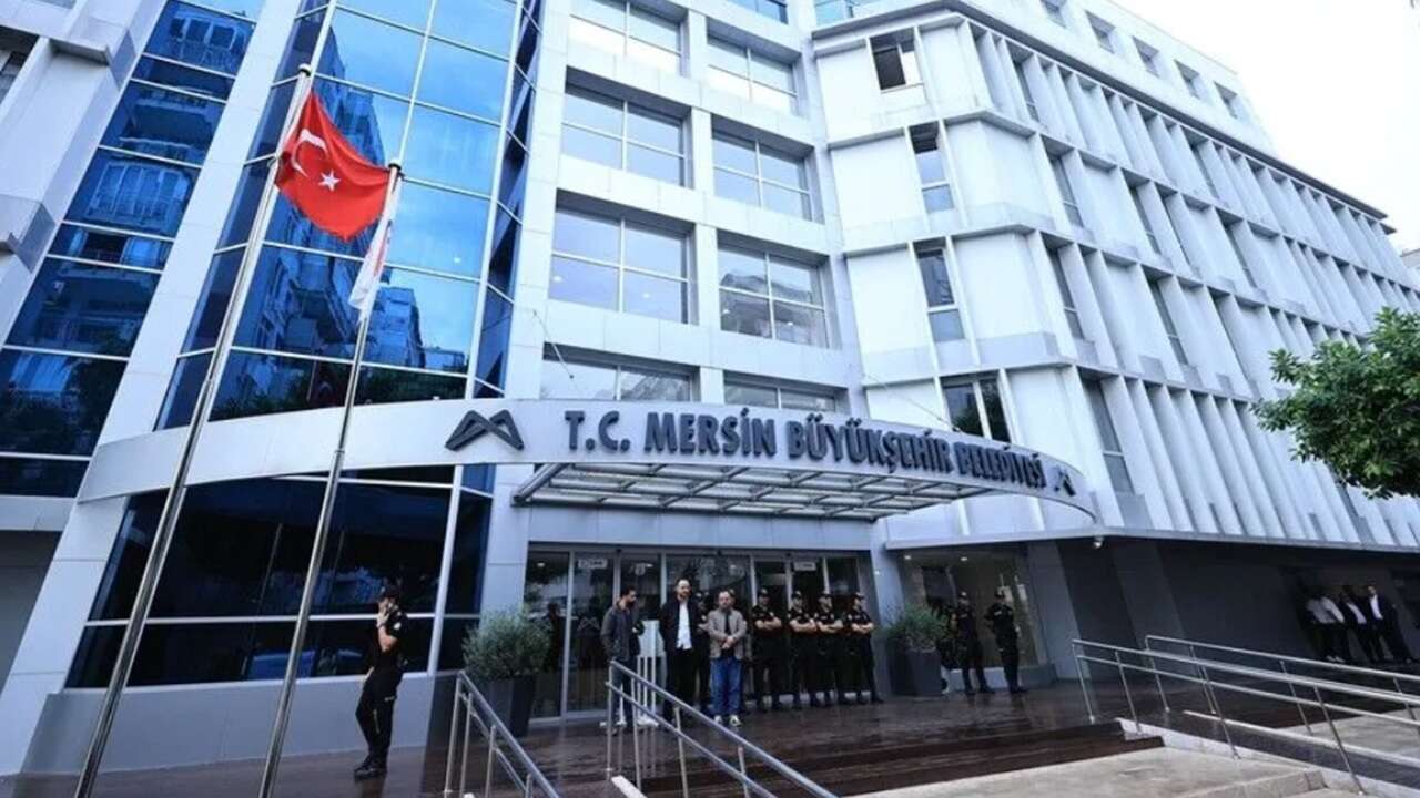 FLAŞŞ / Vahap Seçer ve 2 belediye başkanı tutuklandı