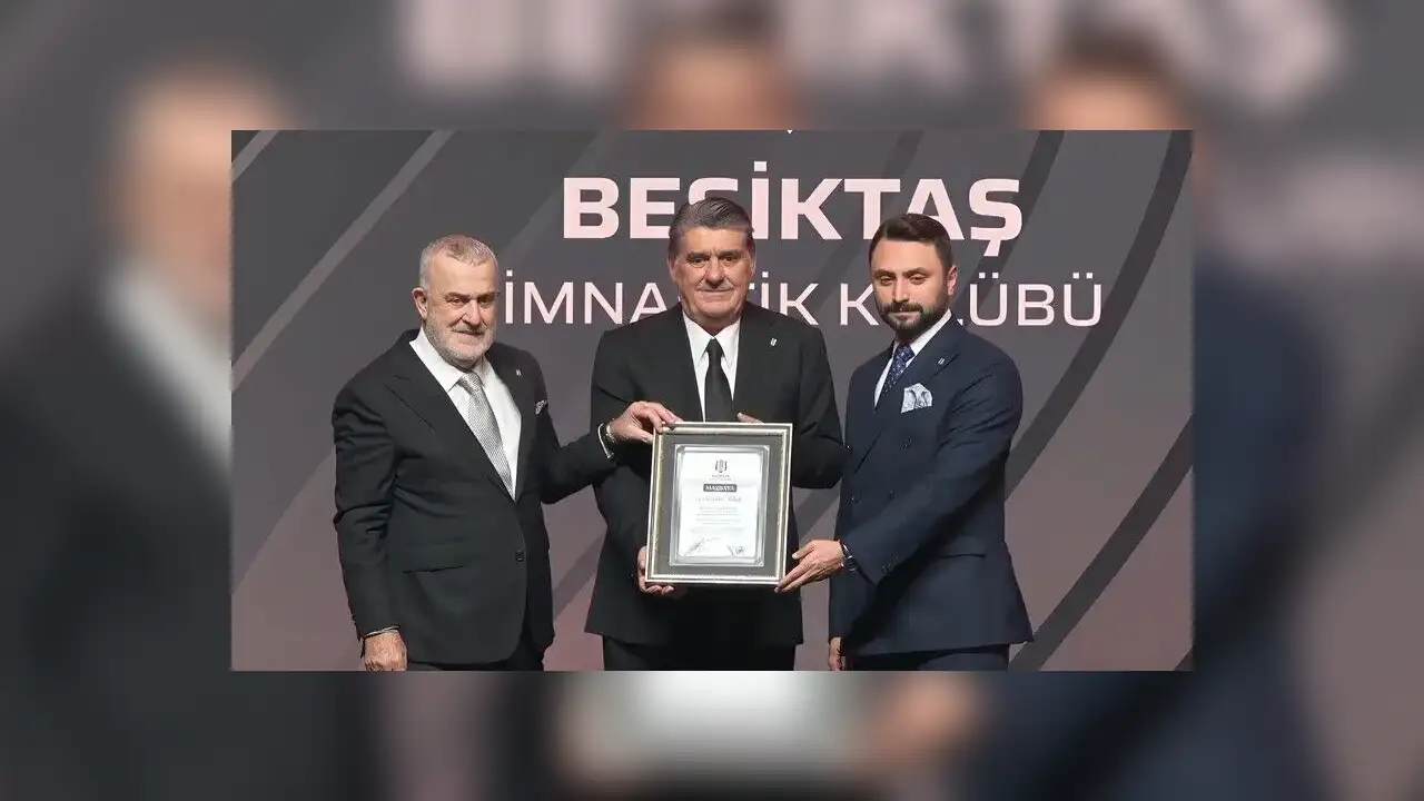 Beşiktaş Kulübü'nde mazbata töreni yapıldı
