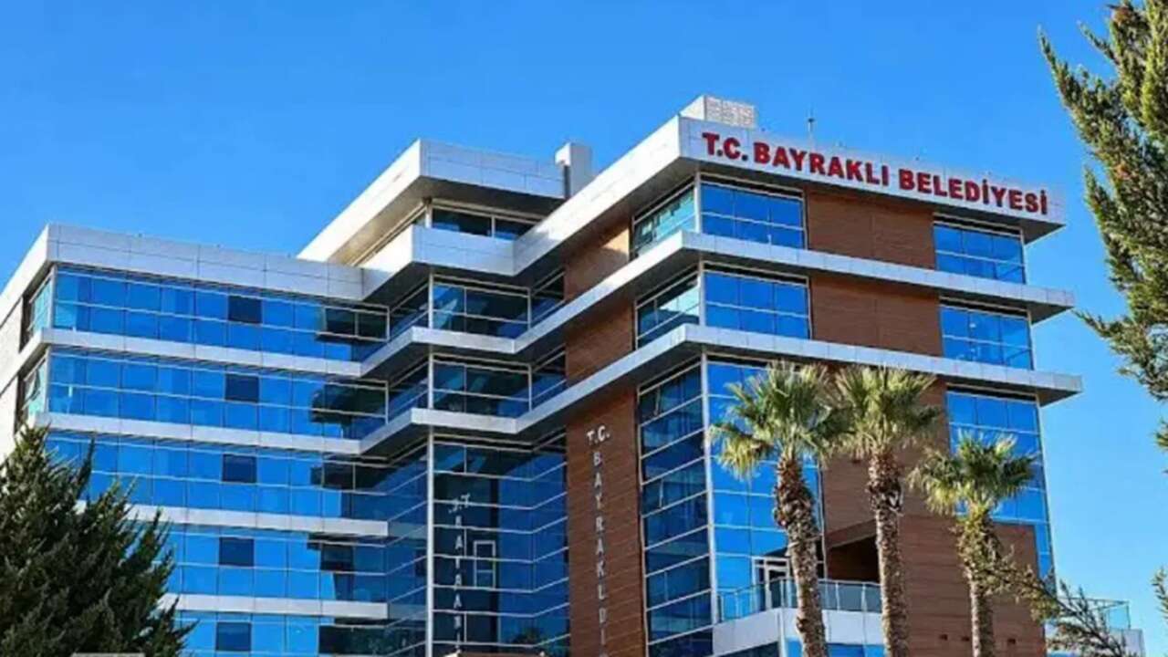 İzmir'de Bayraklı Belediyesine yönelik rüşvet ve ihale soruşturması