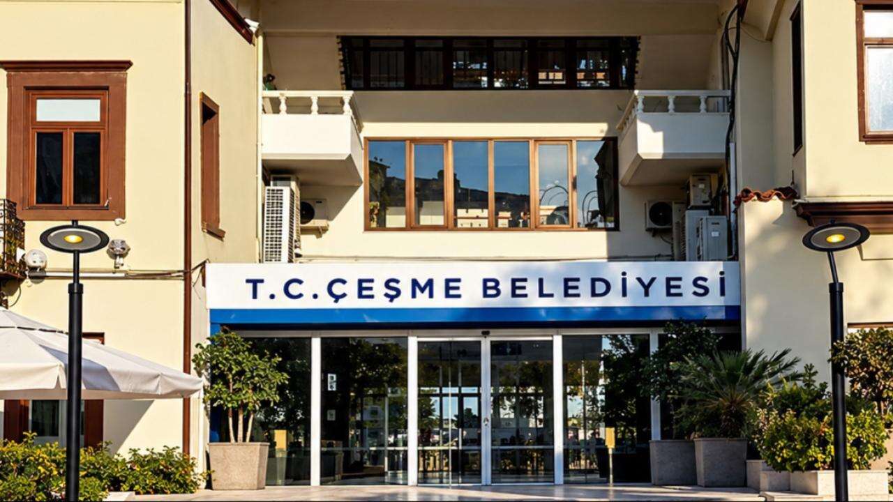 Çeşme Belediyesi'ne yönelik soruşturmada 10 şüpheli tutuklandı