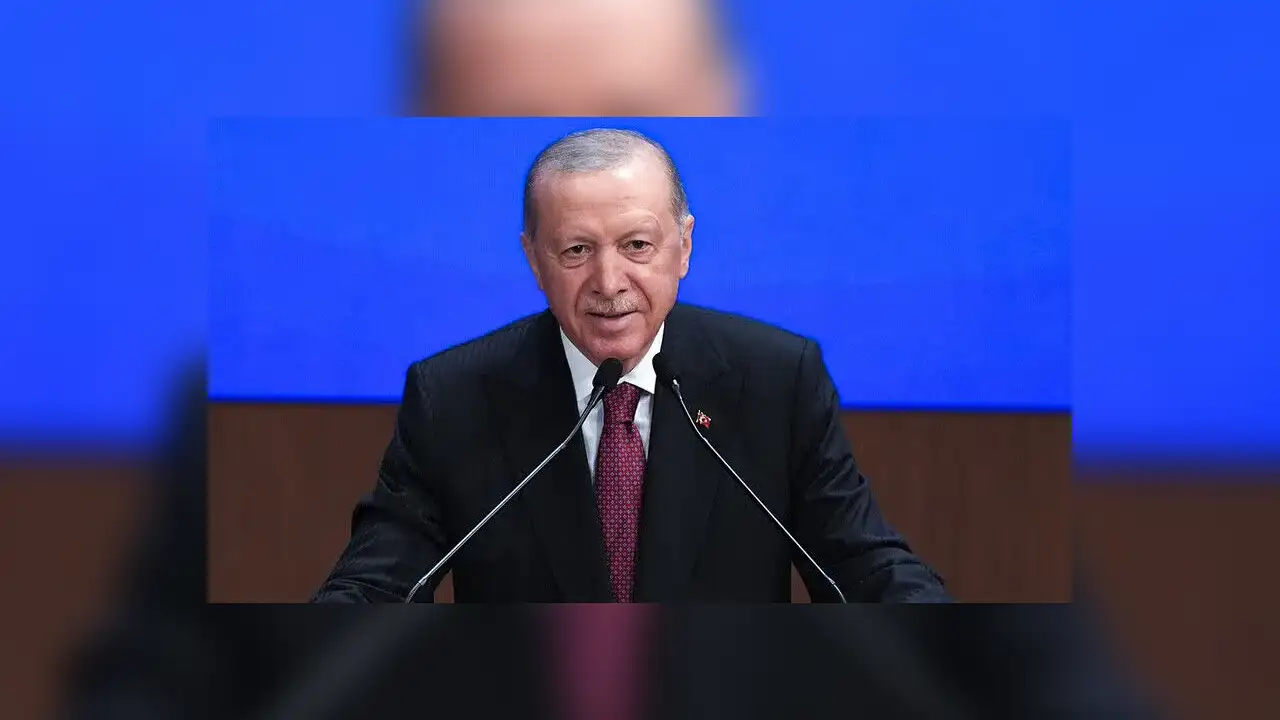 Erdoğan: Tekno-oligarkların zihniyeti karşısında en büyük güvencemiz TEKNOFEST gençliği olacak