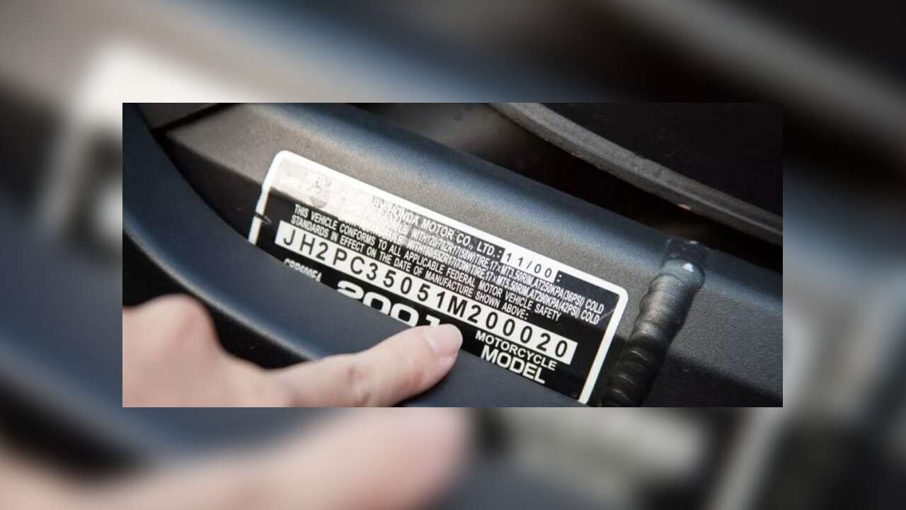 Araçların şasi numaralarını değiştirdikleri öne sürülen 11 Şüpheli yakalandı