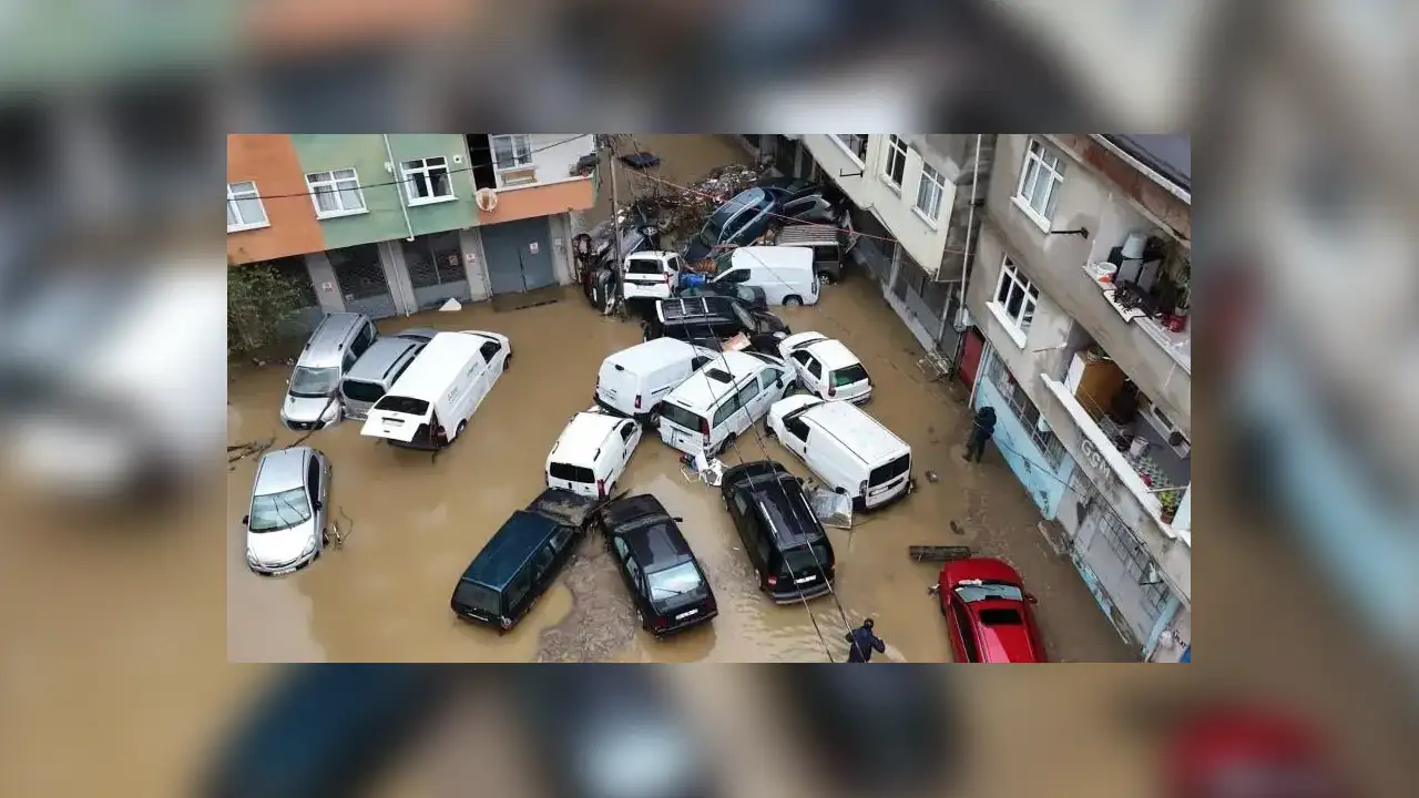 İstanbul'da şiddetli yağışın olumsuz etkileri sürüyor