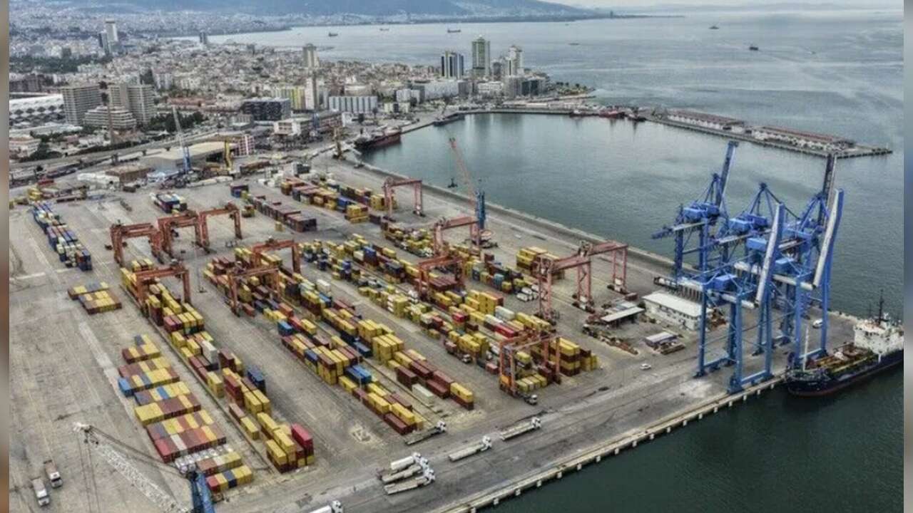 İzmir Limanı 1,5 Milyar dolarlık yatırımla yenilenecek