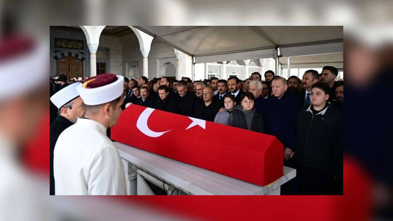 Cumhurbaşkanı Erdoğan, Üsküdar Belediye Başkan Vekili Gültekin'in cenaze törenine katıldı