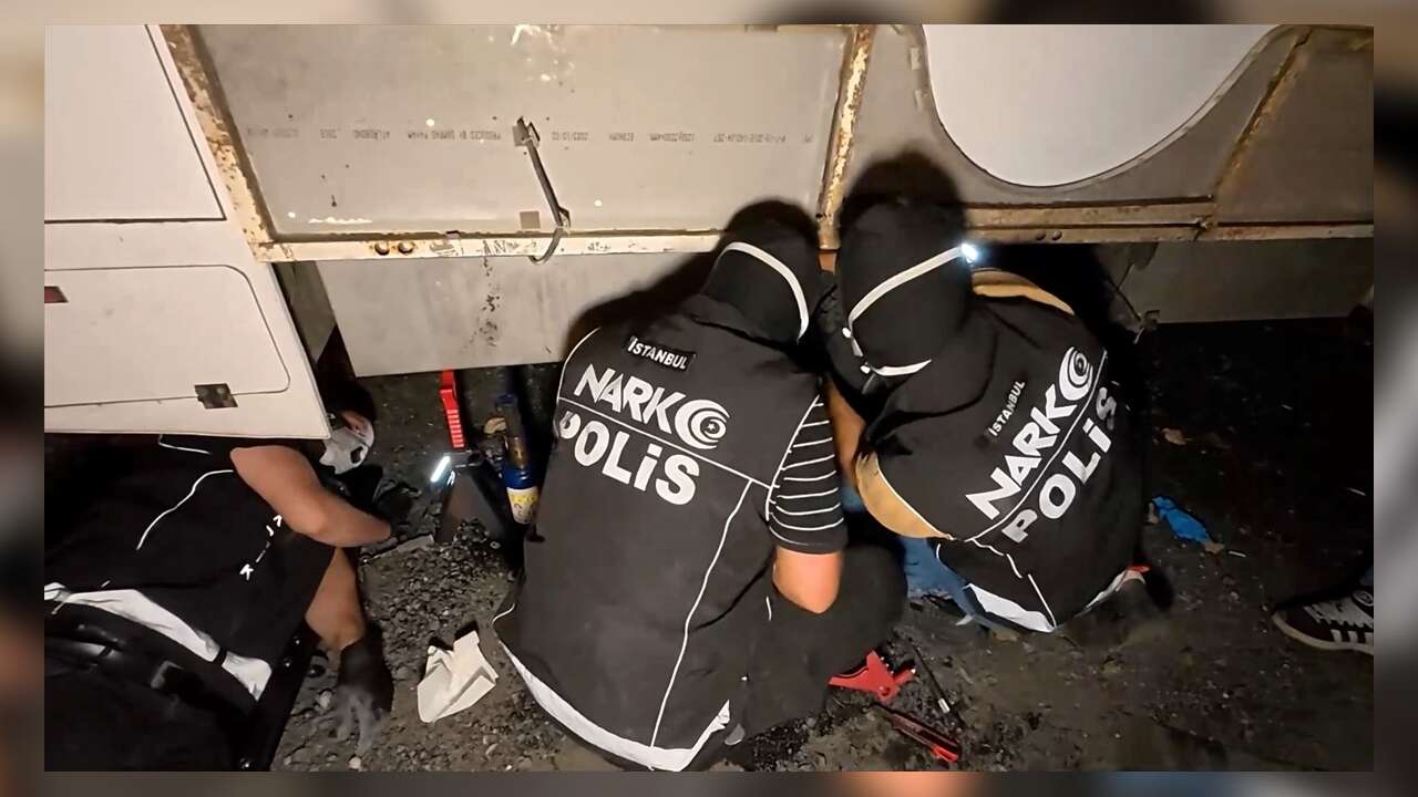 Şişli'de karavan altında 213 Kilo uyuşturucu ele geçirildi, 2 şüpheli tutuklandı