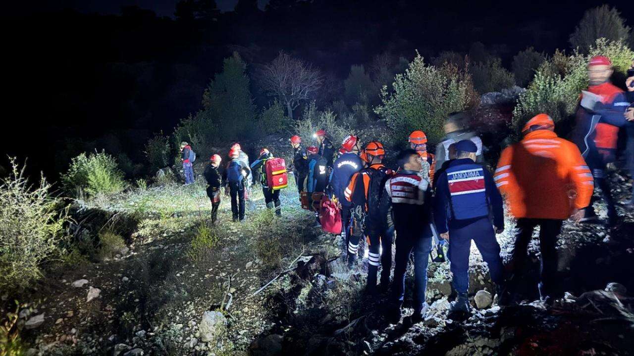 Isparta'da kanyonda mahsur kalan İHH gönüllülerinden biri hayatını kaybetti