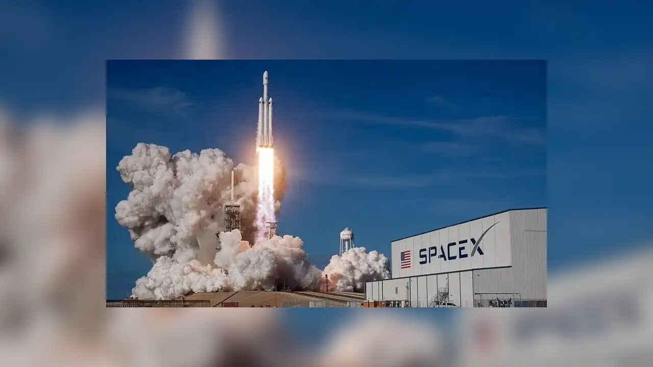 MUSK: Gelecek yıl Amerika'daki her çocuğa SpaceX hisselerimden birini vereceğim