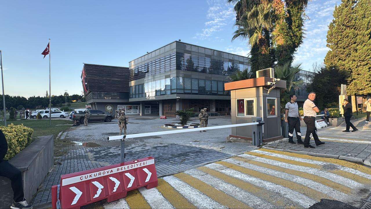 Çukurova Belediyesi'ne yolsuzluk soruşturması