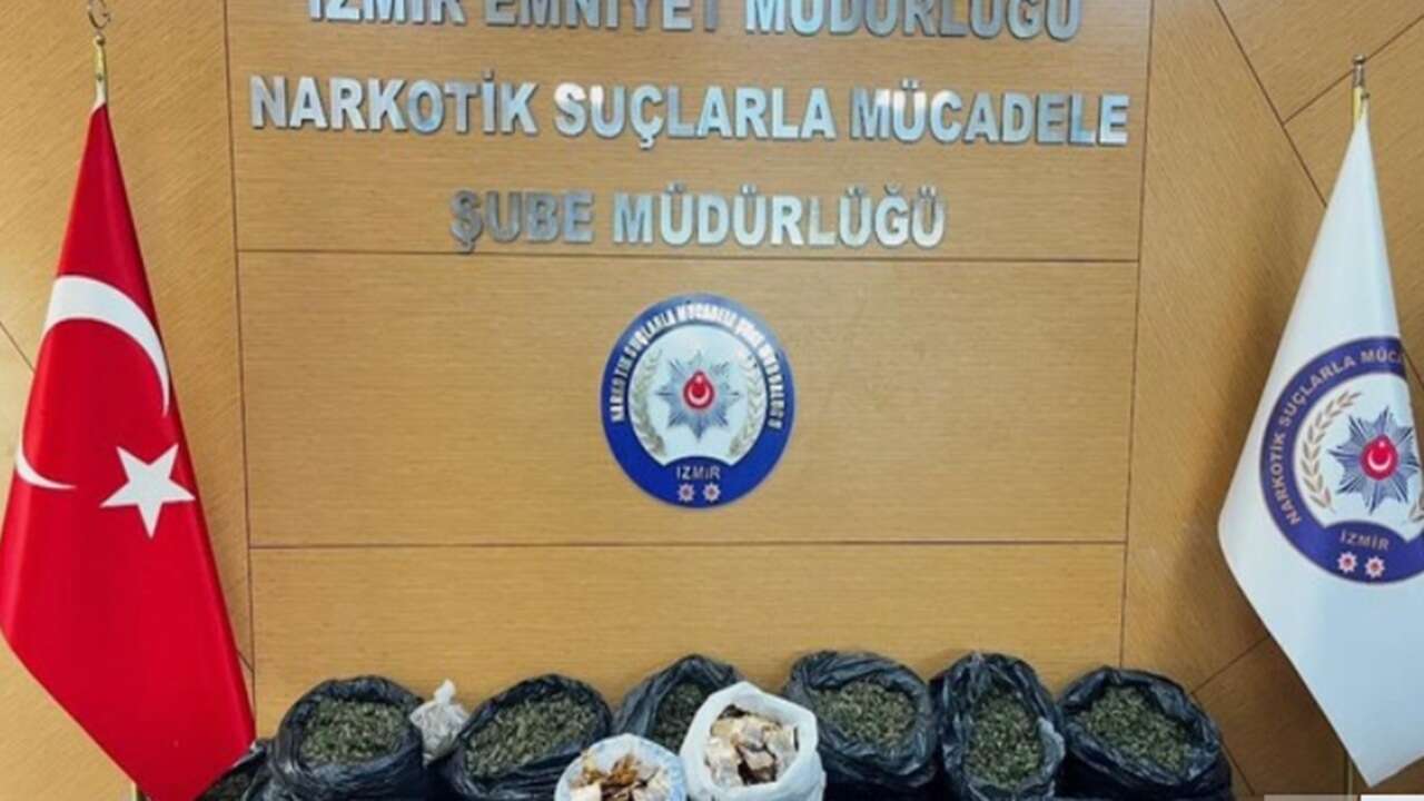İzmir merkezli uyuşturucu operasyonu