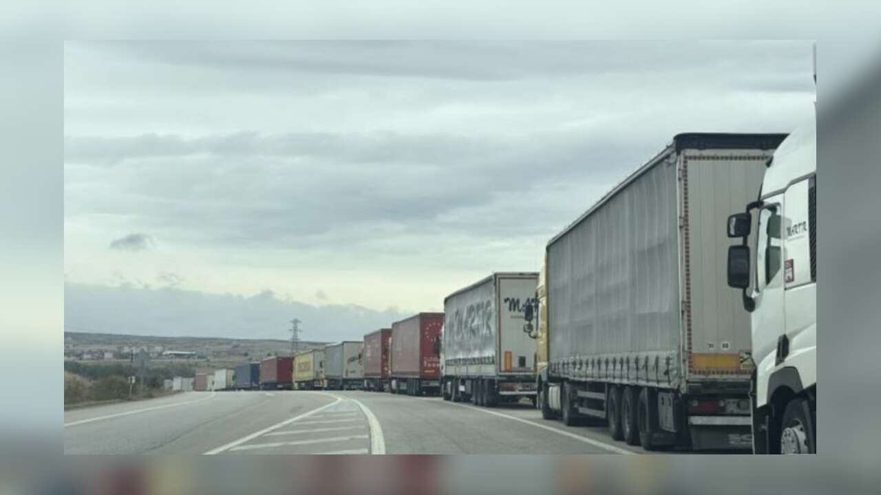 Üç bakanlık, tır sürücülerinin Schengen vizesi sorunlarını yakından takip ediyor