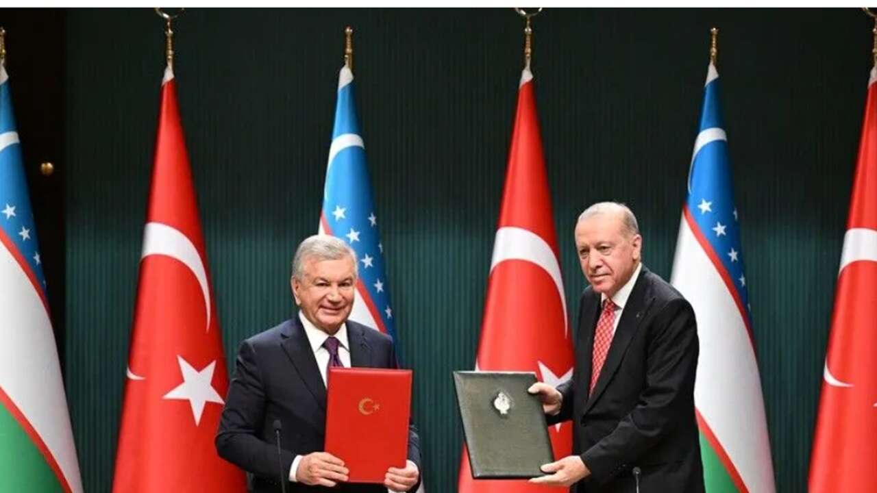 Türkiye ile Özbekistan ekonomik ilişkilerini yeni anlaşmalarla güçlendiriyor
